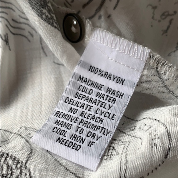 MISHCA Black White Travel Stamp Passport Blouse M - Picture 7 of 9